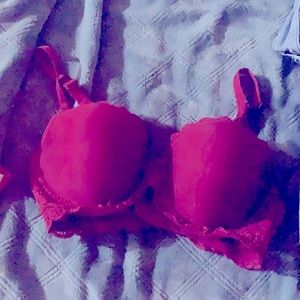 Brand new Victoria Secret push up bra